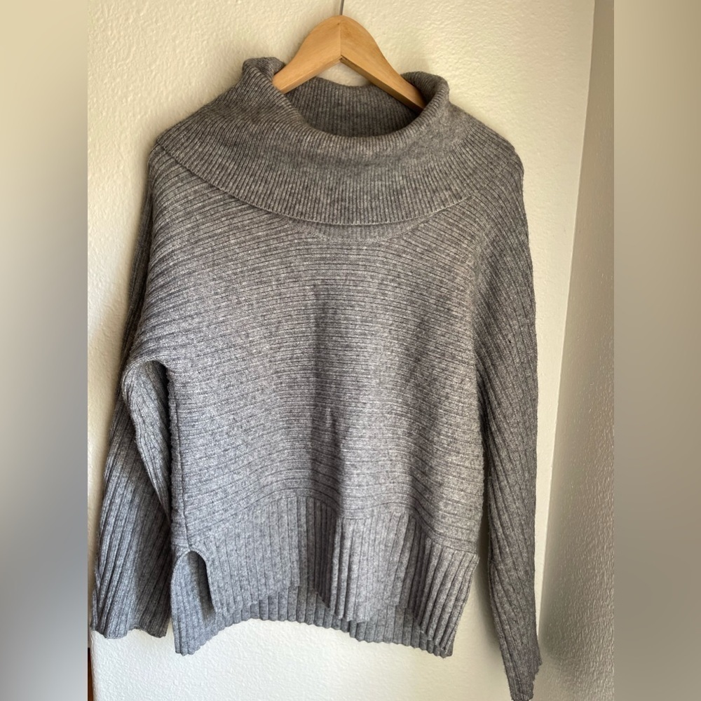 Anthropologie Moth Ribbed Pullover Turtleneck Sweater